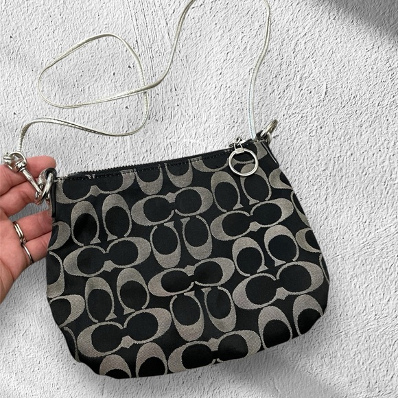 Coach Poppy Signature Pleated Crossbody Bag | Vintage Y2K - Picture 2 of 13